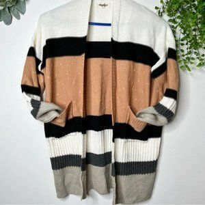 NWT Curvy Color block Cardigan